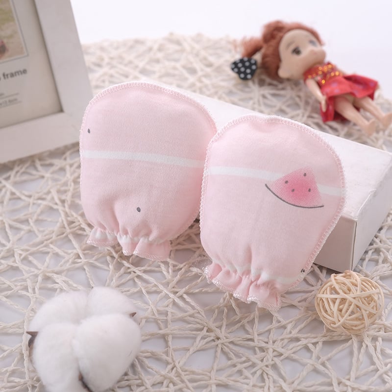 Newborn Anti-Scratch Mittens – Soft Protective Baby Gloves for Delicate Skin